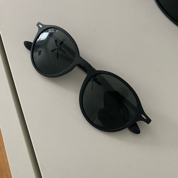Ray-Ban BERNARD Sunglasses - Picture 2 of 6